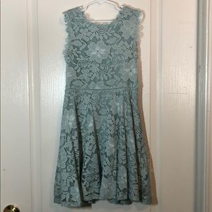 Girl lace dress size 8 NWOT